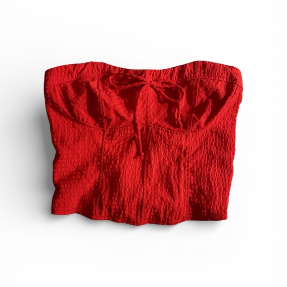 Red Strapless Crop Top | Textured Bandeau | Tie Front - Picture 3 of 5